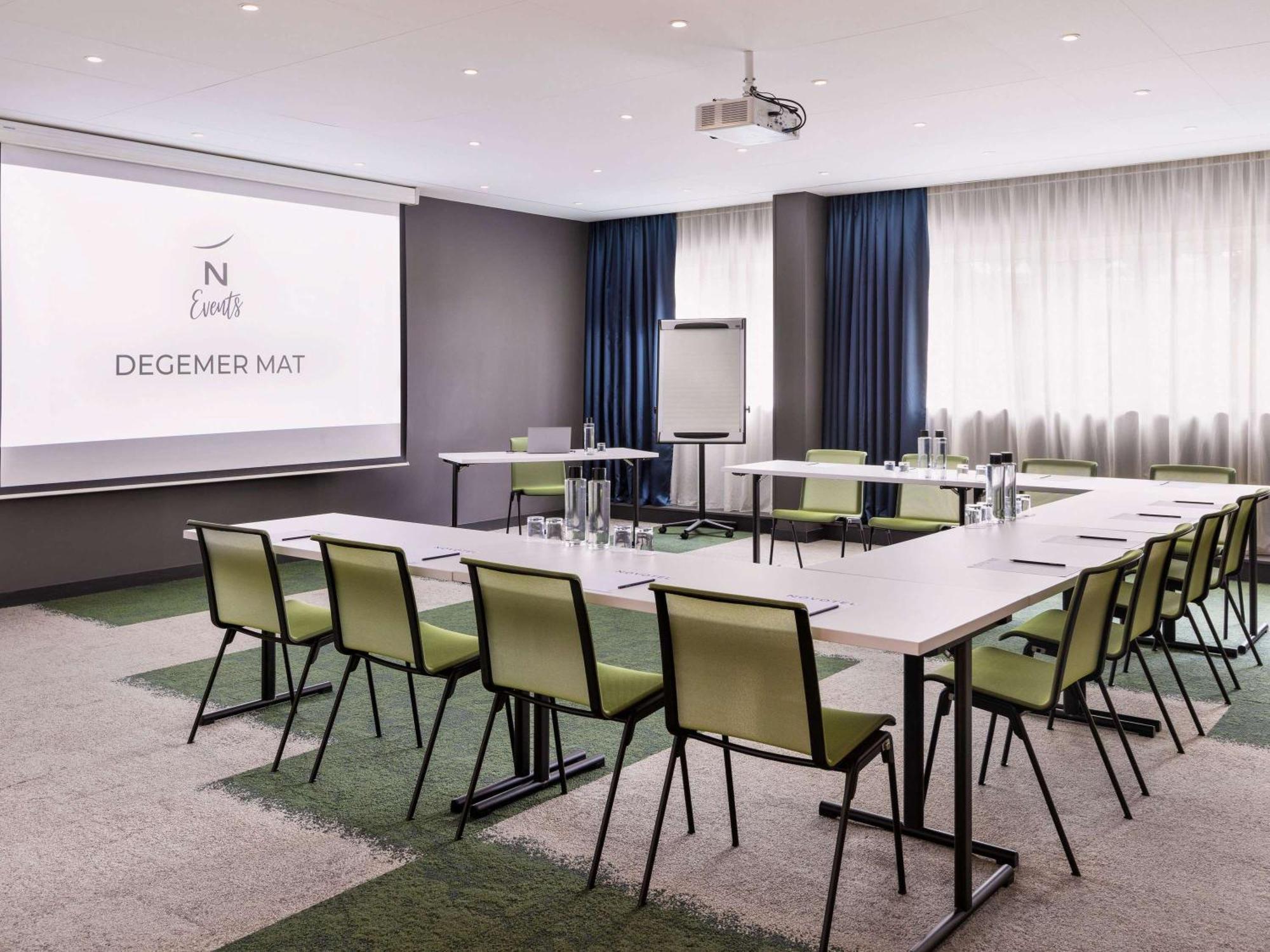 Novotel Rennes Alma Exterior photo