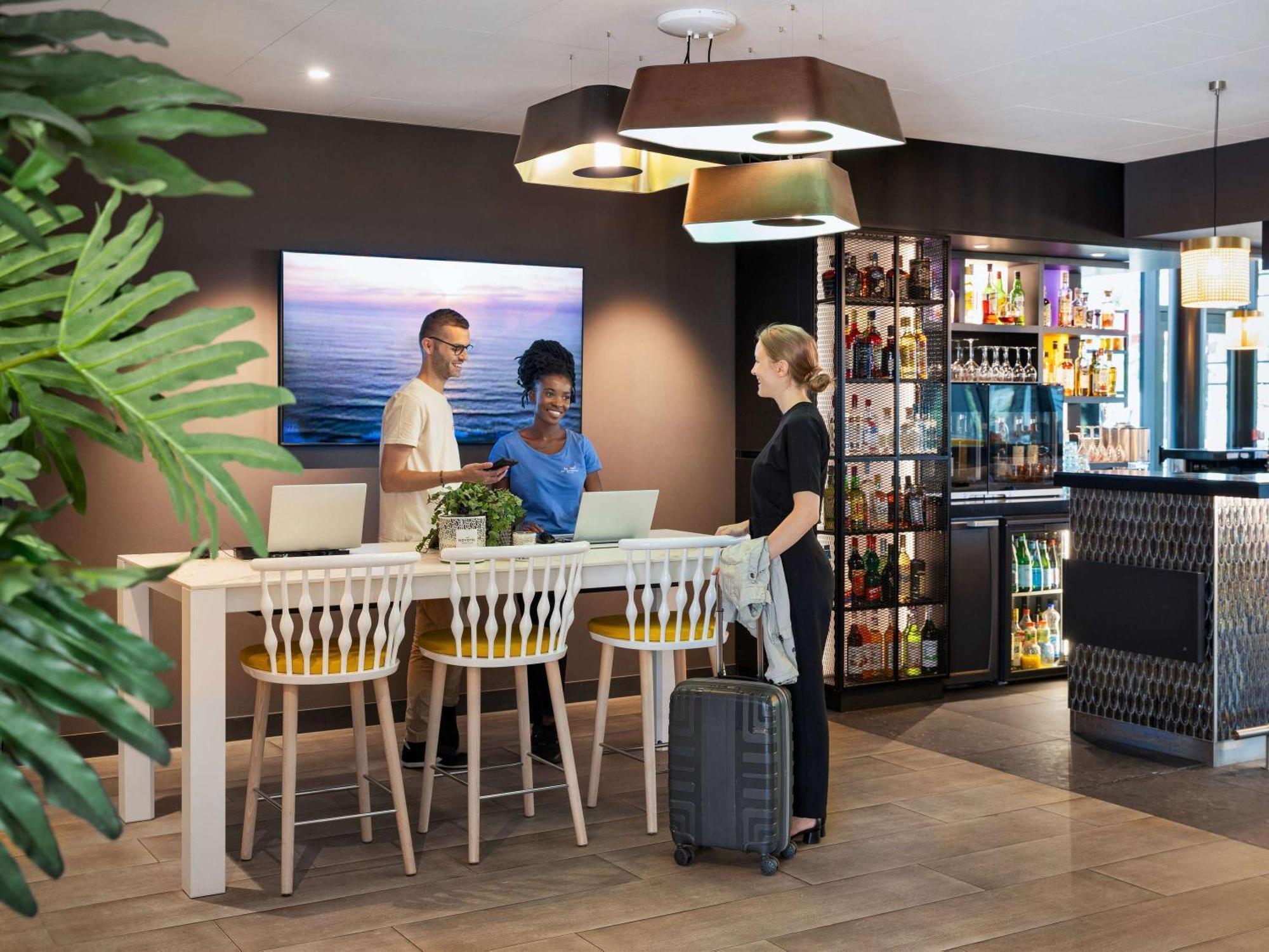 Novotel Rennes Alma Exterior photo