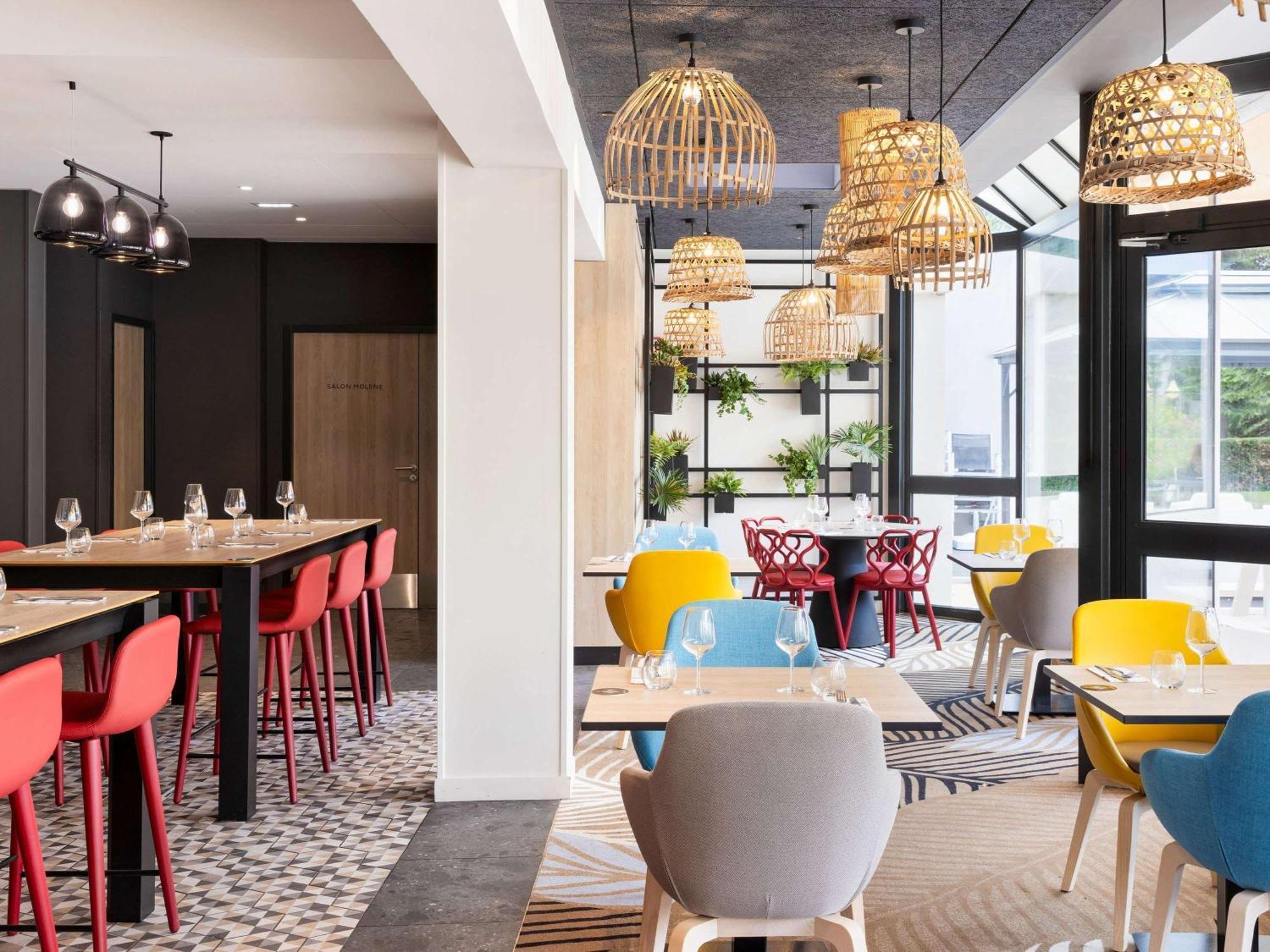 Novotel Rennes Alma Exterior photo