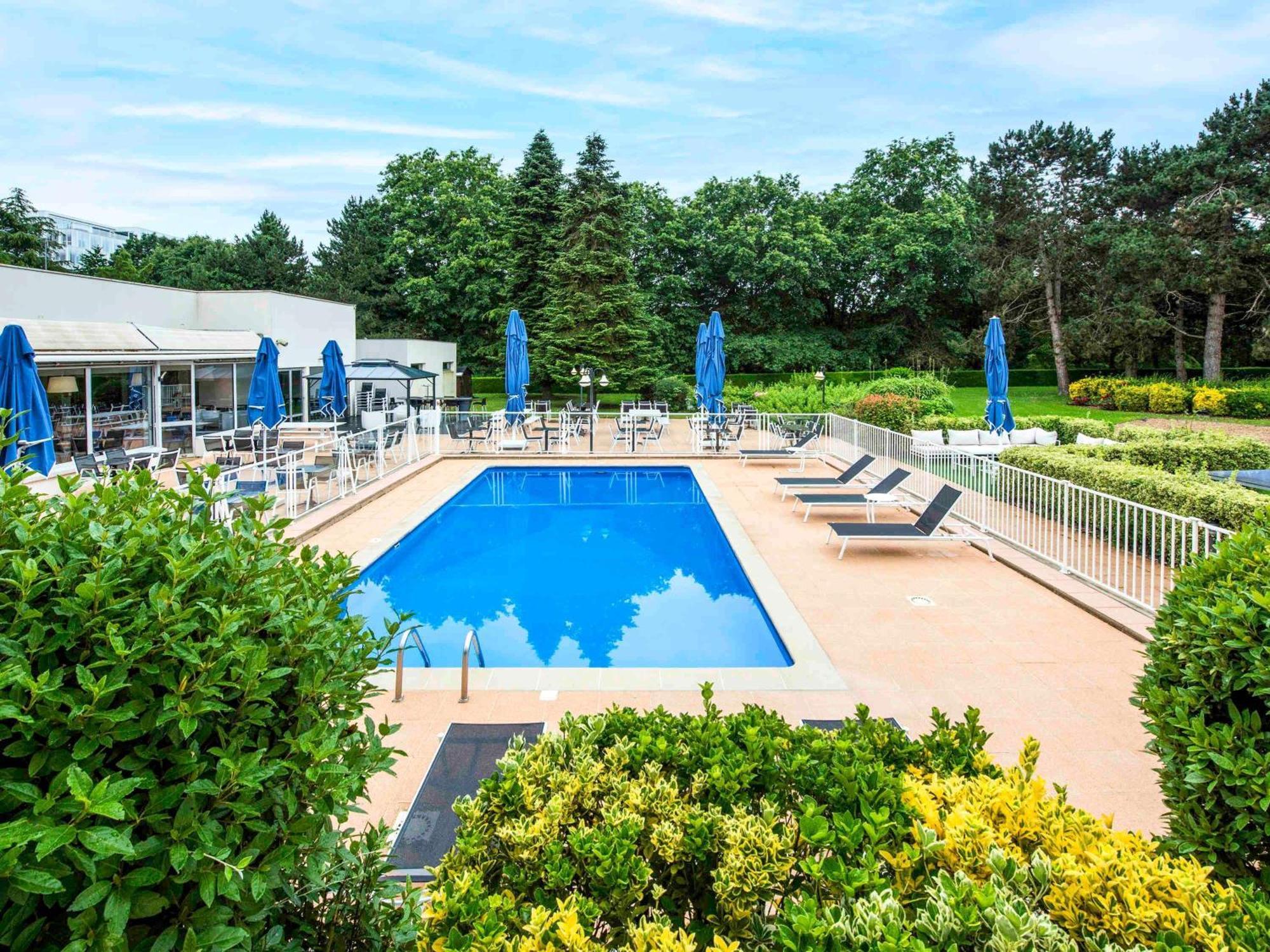Novotel Rennes Alma Exterior photo